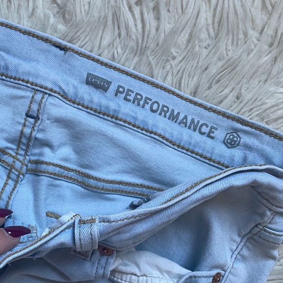 Levi Jeans - Picture 2 of 4